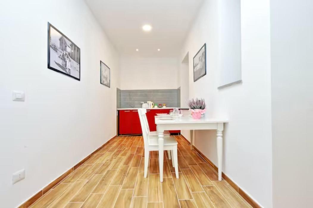 Restart Accommodations Aldobrandini E Sciarra Rome Exterior photo
