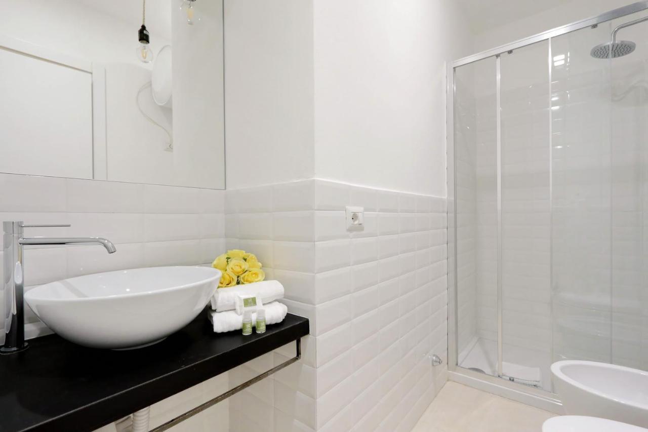 Restart Accommodations Aldobrandini E Sciarra Rome Exterior photo