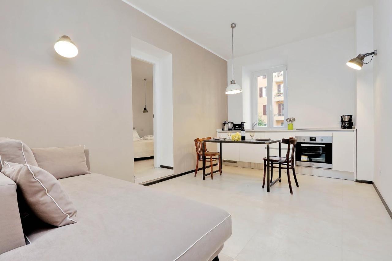 Restart Accommodations Aldobrandini E Sciarra Rome Exterior photo