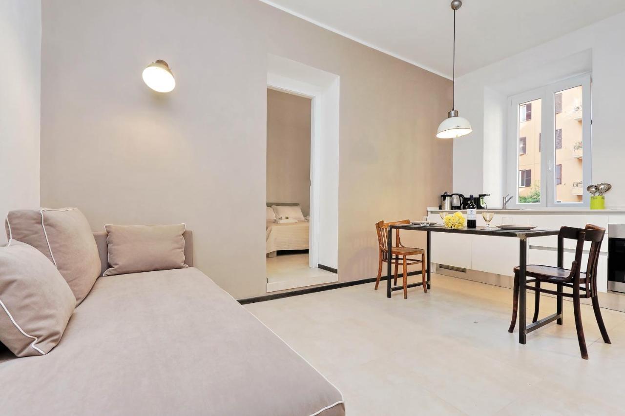Restart Accommodations Aldobrandini E Sciarra Rome Exterior photo